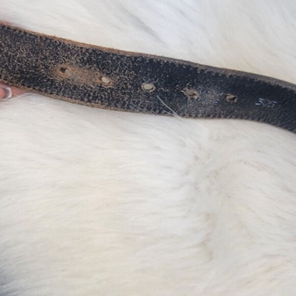 vintage black leather concho belt Sz Med - Picture 4 of 4